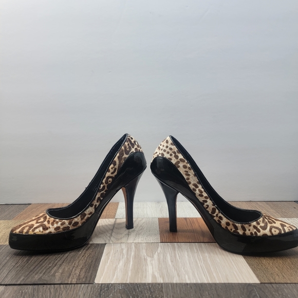 Women's 5.5M Marigold Leather Heels - Picture 3 of 11